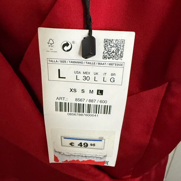 NEW ZARA SATIN DRESS WITH EXPOSED SHOULDERS RED L (US12-14) - Picture 4 of 8